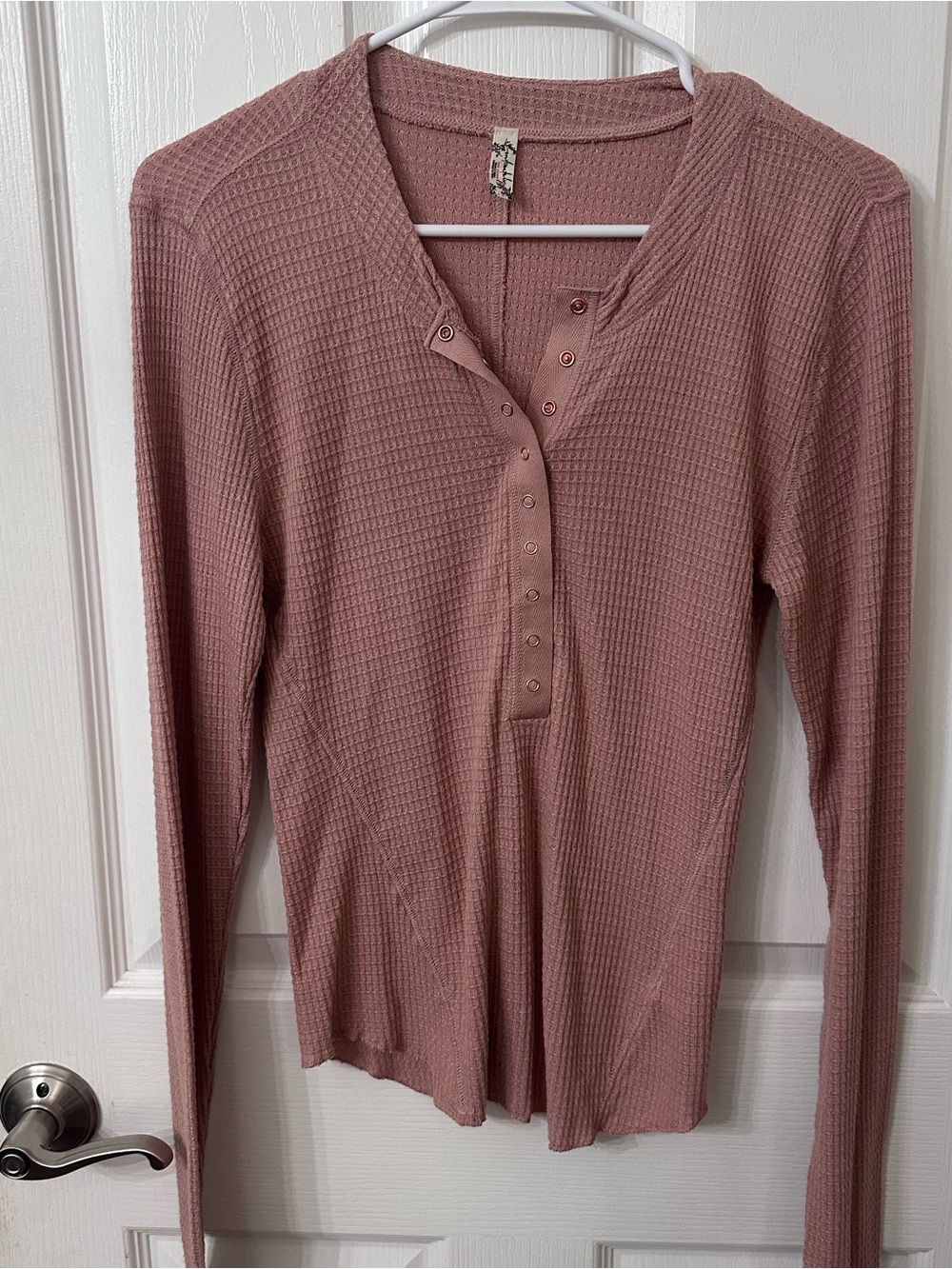 Free People One Of The Girls Waffle Knit Henley Top Mauve Pink L